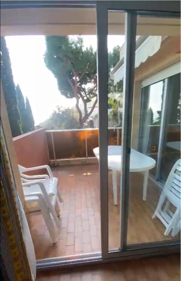 Residence "Le Golfe Bleu" Roquebrune-Cap-Martin Buitenkant foto