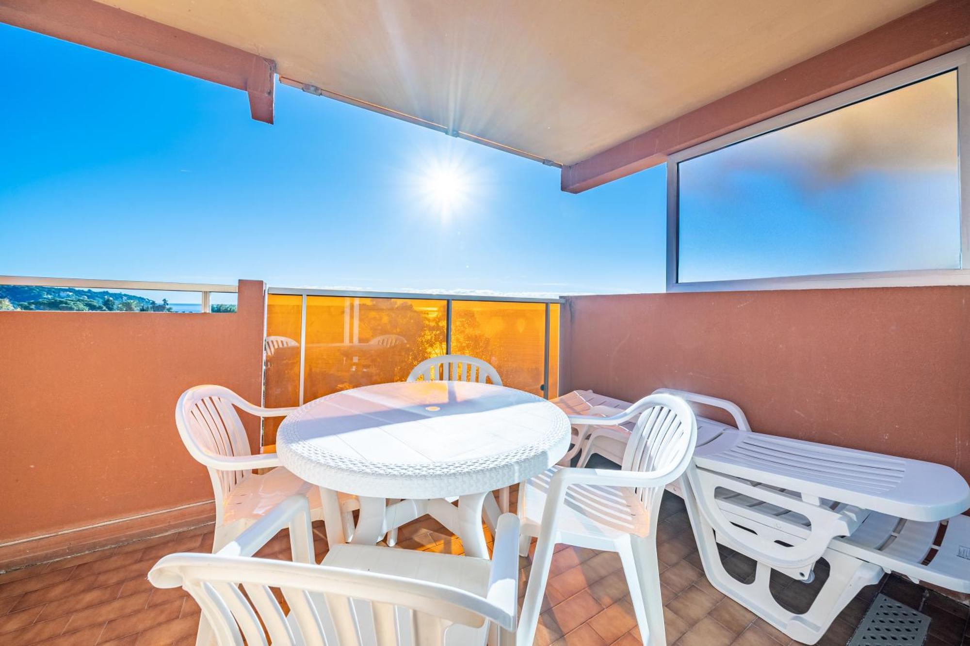 Residence "Le Golfe Bleu" Roquebrune-Cap-Martin Buitenkant foto