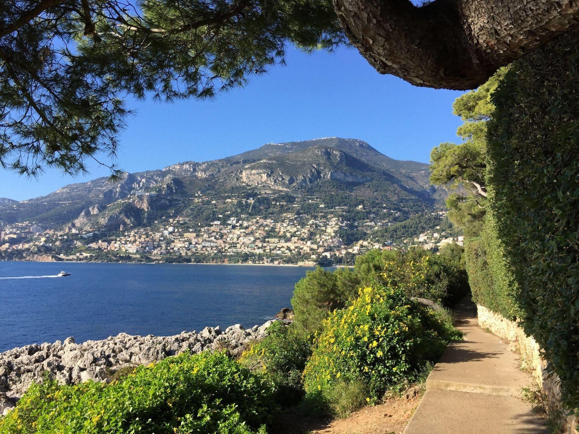 Residence "Le Golfe Bleu" Roquebrune-Cap-Martin Buitenkant foto