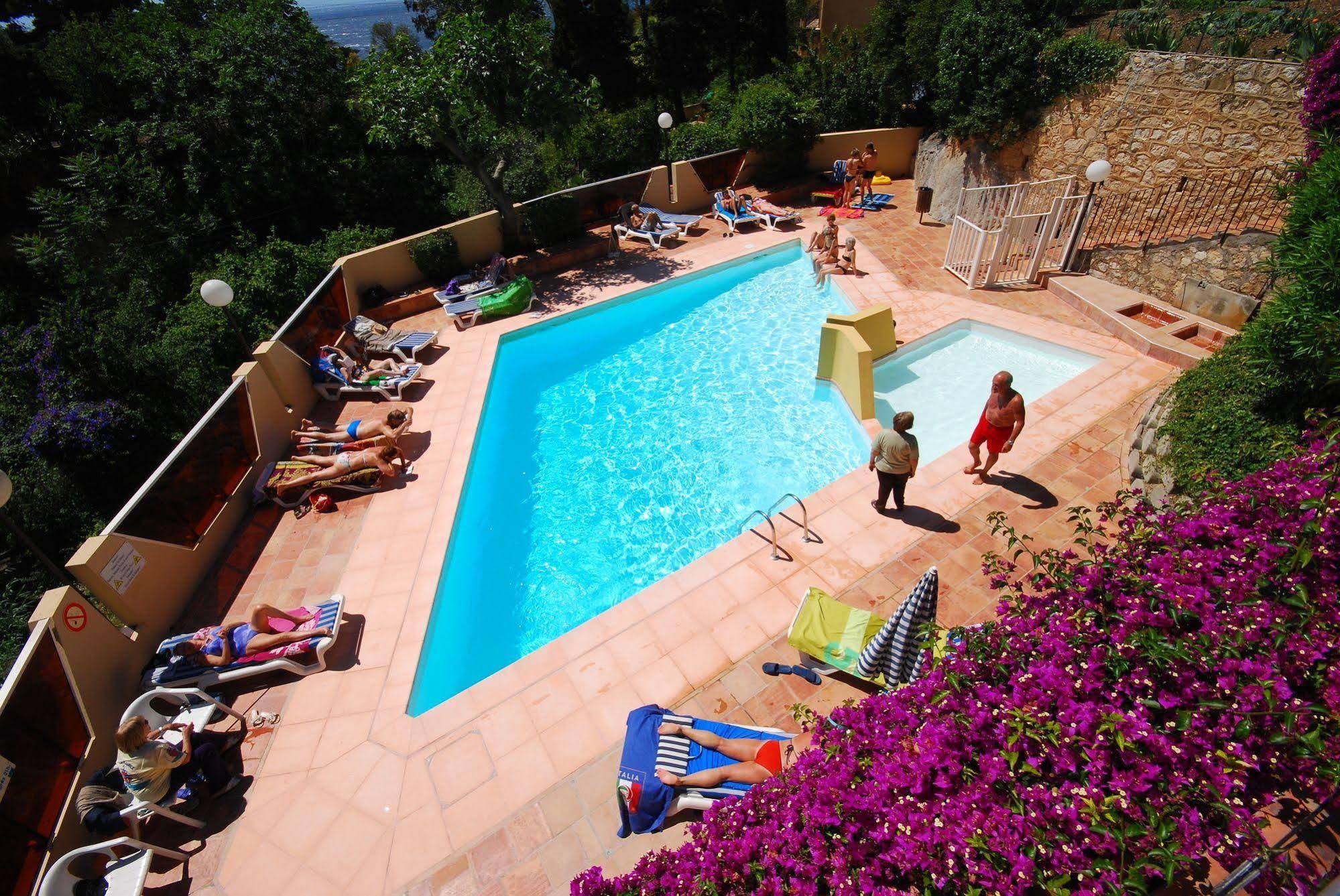 Residence "Le Golfe Bleu" Roquebrune-Cap-Martin Buitenkant foto